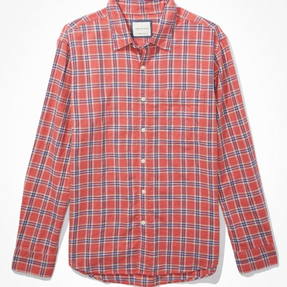 Men's super soft American Eagle everyday button up shirt